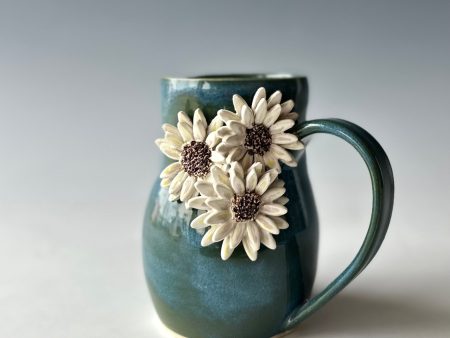 Pitcher of Daisy s Online Hot Sale